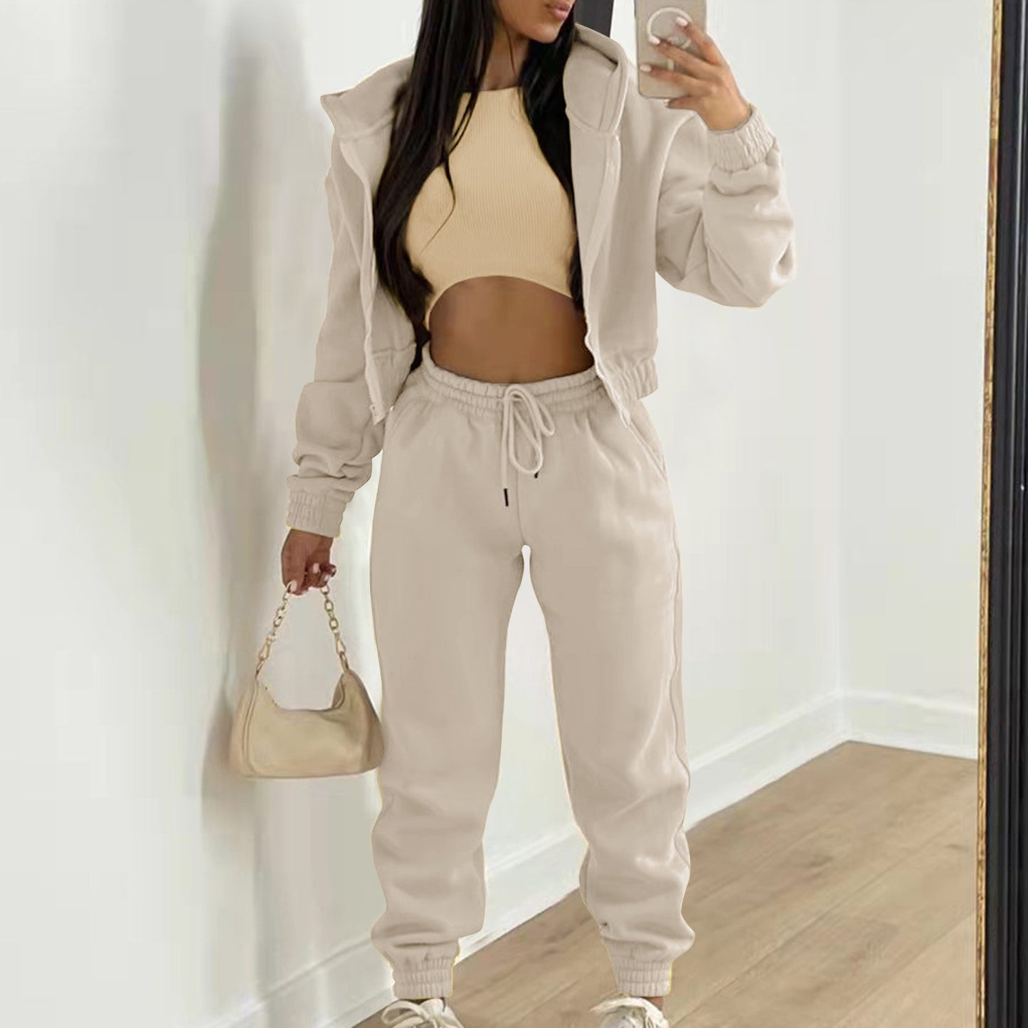LENI~ 3-teiliges Set mit Crop-Top, Hoodie und Jogger – weich, bequem und stylisch