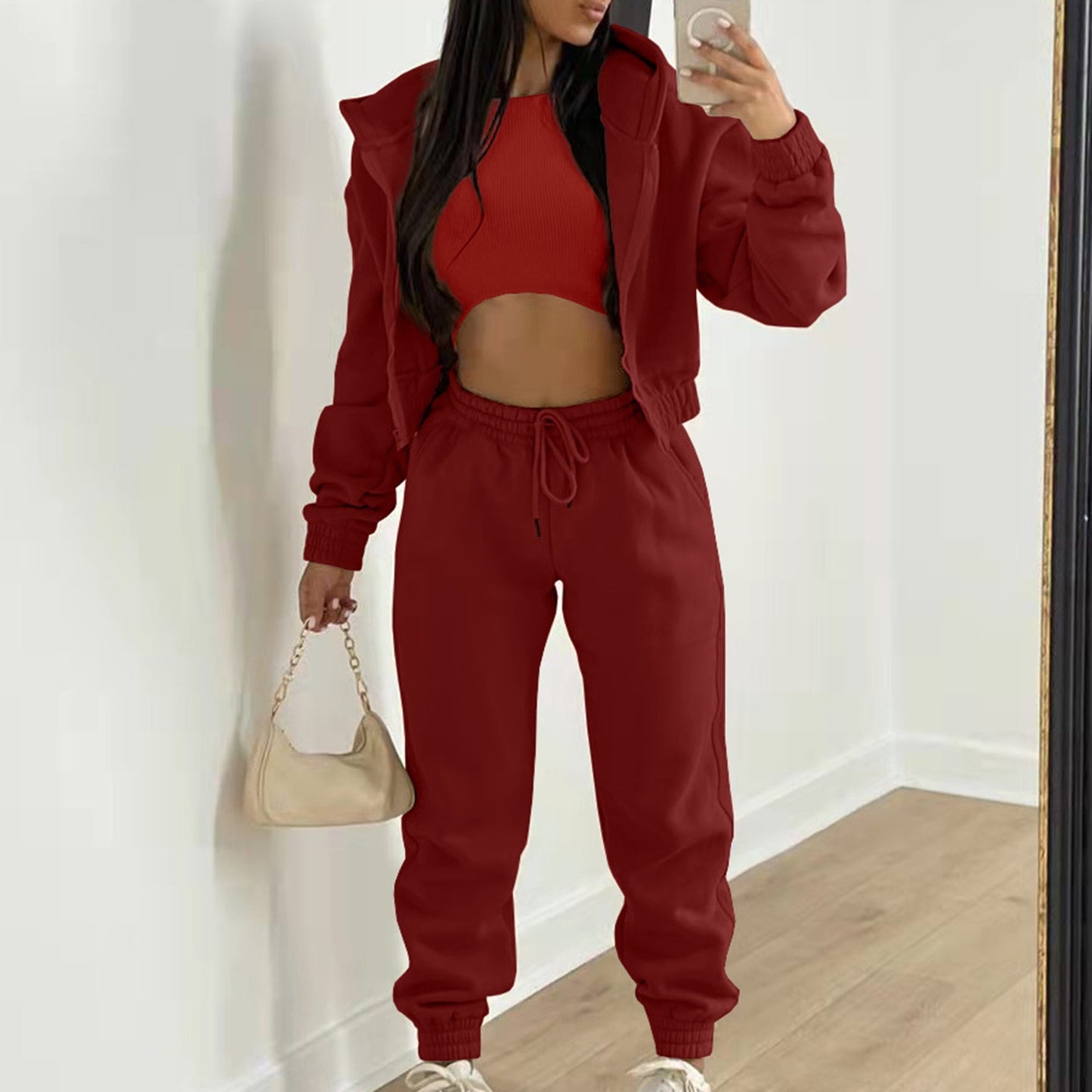 LENI~ 3-teiliges Set mit Crop-Top, Hoodie und Jogger – weich, bequem und stylisch