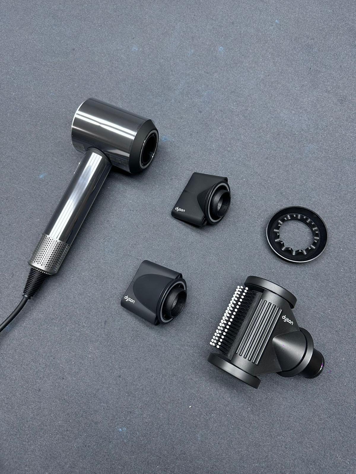 Dyson Supersonic™ con Kit Completo – Tecnologia Anti‑Danni –