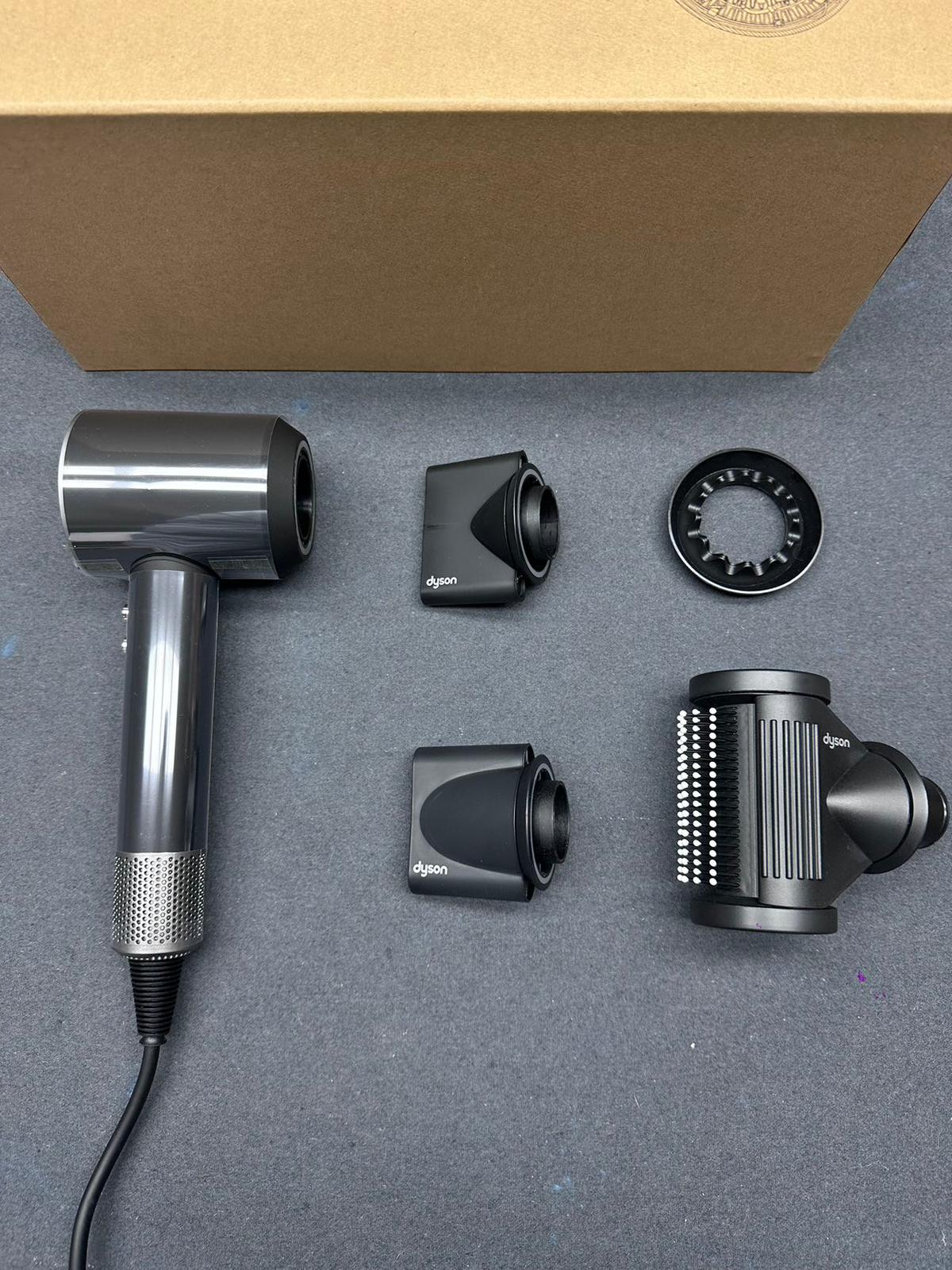 Dyson Supersonic™ con Kit Completo – Tecnologia Anti‑Danni –